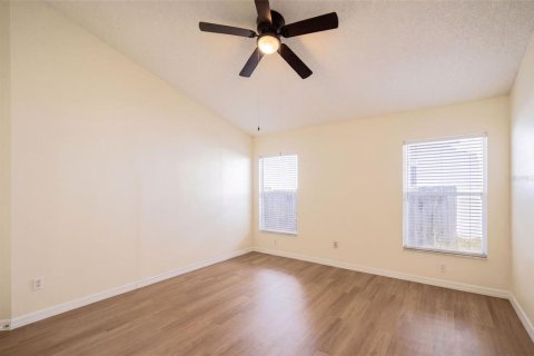 Villa ou maison à vendre à Orlando, Floride: 4 chambres, 182 m2 № 2430733 - photo 10
