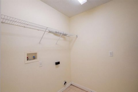 Villa ou maison à vendre à Orlando, Floride: 4 chambres, 182 m2 № 2430733 - photo 18