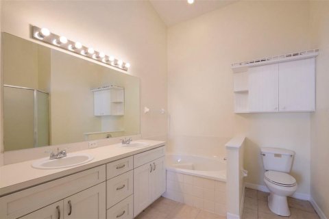 Villa ou maison à vendre à Orlando, Floride: 4 chambres, 182 m2 № 2430733 - photo 15