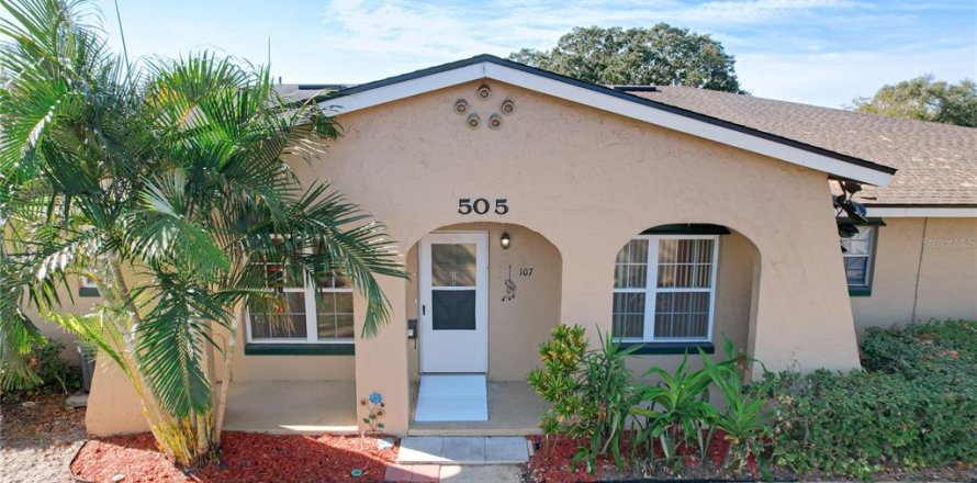 Condo in Casselberry, Florida, 1 bedroom № 1520878