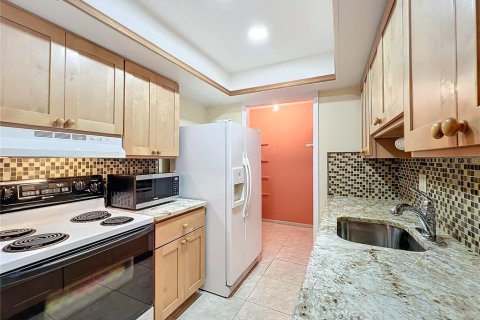 Condo in Casselberry, Florida, 1 bedroom  № 1520878 - photo 17