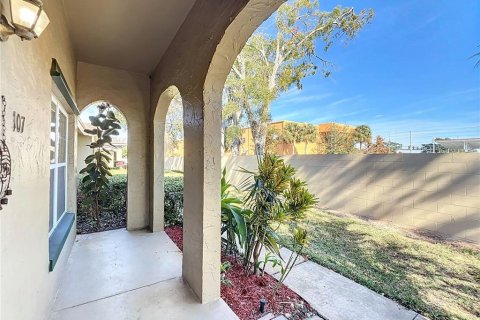 Condo in Casselberry, Florida, 1 bedroom  № 1520878 - photo 5