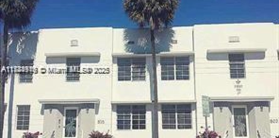 Condominio en Miami Beach, Florida, 1 dormitorio  № 1859799