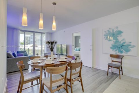 Condo in Hallandale Beach, Florida, 2 bedrooms  № 1739673 - photo 2