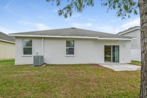 Villa ou maison à louer à New Port Richey, Floride: 4 chambres, 182.83 m2 № 2100443 - photo 16