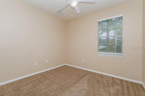 Villa ou maison à louer à New Port Richey, Floride: 4 chambres, 182.83 m2 № 2100443 - photo 12