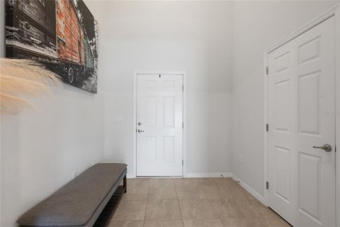House in Wesley Chapel, Florida 3 bedrooms, 191.29 sq.m. № 1665769 - photo 5