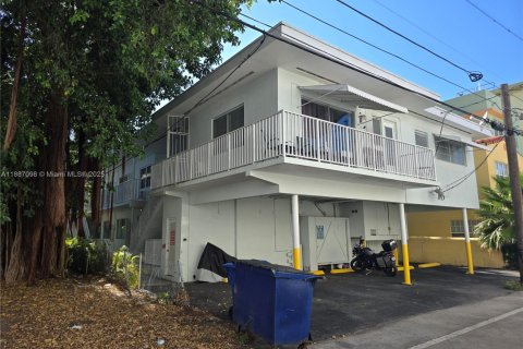 Copropriété à vendre à Miami Beach, Floride: 1 chambre, 41.53 m2 № 1932988 - photo 12