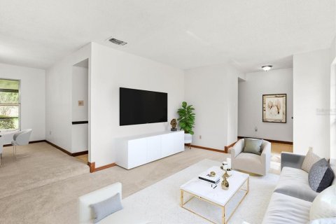 House in Orlando, Florida 3 bedrooms, 151.9 sq.m. № 1789473 - photo 7