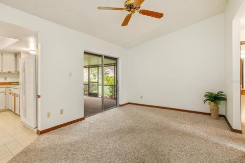 House in Orlando, Florida 3 bedrooms, 151.9 sq.m. № 1789473 - photo 20