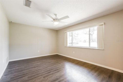 Casa en venta en Leesburg, Florida, 3 dormitorios, 147.71 m2 № 1653898 - foto 3