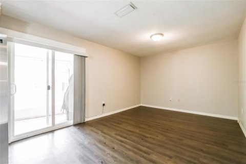 Casa en venta en Leesburg, Florida, 3 dormitorios, 147.71 m2 № 1653898 - foto 7