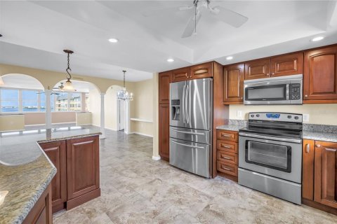 Condominio en venta en Saint Petersburg, Florida, 2 dormitorios, 163.51 m2 № 1852934 - foto 7