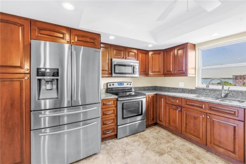 Condominio en venta en Saint Petersburg, Florida, 2 dormitorios, 163.51 m2 № 1852934 - foto 4