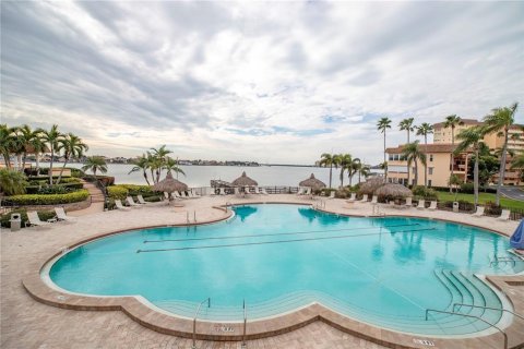 Condominio en venta en Saint Petersburg, Florida, 2 dormitorios, 163.51 m2 № 1852934 - foto 3