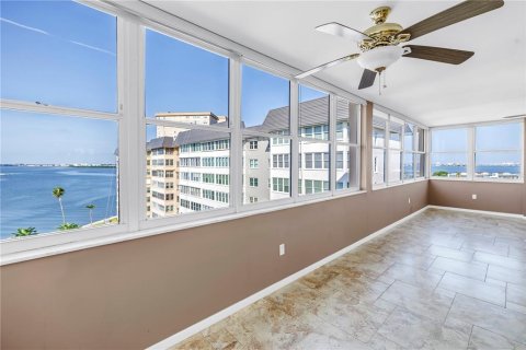 Condominio en venta en Saint Petersburg, Florida, 2 dormitorios, 163.51 m2 № 1852934 - foto 19