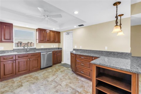 Condominio en venta en Saint Petersburg, Florida, 2 dormitorios, 163.51 m2 № 1852934 - foto 8