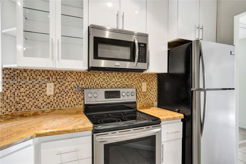 Condominio en venta en Plantation, Florida, 2 dormitorios, 104.05 m2 № 2033336 - foto 7