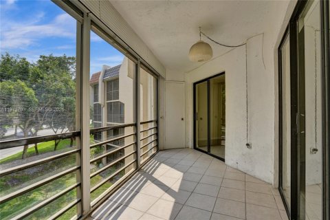 Condominio en venta en Plantation, Florida, 2 dormitorios, 104.05 m2 № 2033336 - foto 17