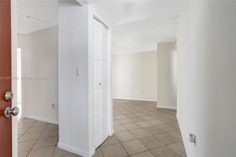 Condominio en venta en Plantation, Florida, 2 dormitorios, 104.05 m2 № 2033336 - foto 11