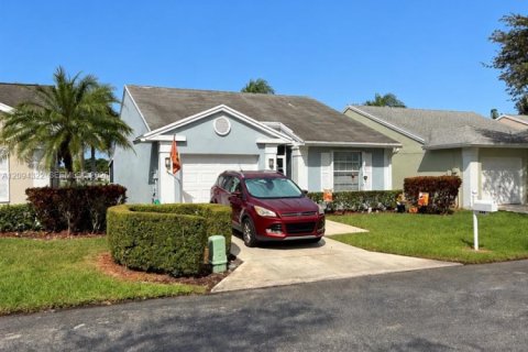 Casa en venta en Homestead, Florida, 2 dormitorios, 109.9 m2 № 2382405 - foto 5
