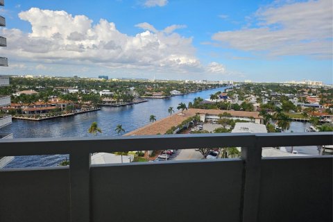 Condominio en venta en Fort Lauderdale, Florida, 1 dormitorio, 74.32 m2 № 2088385 - foto 20