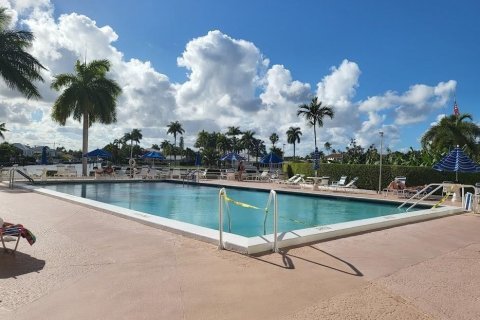 Condominio en venta en Fort Lauderdale, Florida, 1 dormitorio, 74.32 m2 № 2088385 - foto 3