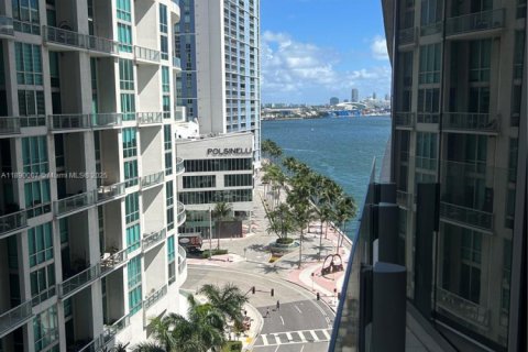 Снять в аренду кондоминиум в Майами, Флорида 1 спальня, 79.25м2, № 1945405 - фото 16