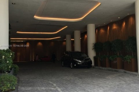 Condo in Miami, Florida, 1 bedroom  № 2052954 - photo 22