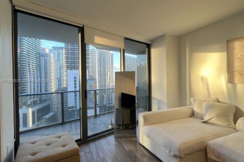 Condo in Miami, Florida, 1 bedroom  № 2052954 - photo 5