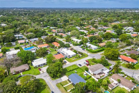 Appartement à louer à Biscayne Park, Floride: 2 chambres, 78.04 m2 № 1930262 - photo 16