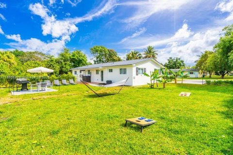 Appartement à louer à Biscayne Park, Floride: 2 chambres, 78.04 m2 № 1930262 - photo 13