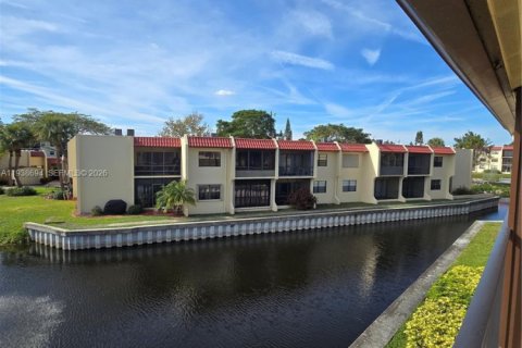 Condo in St. Lucie, Florida, 1 bedroom  № 1998466 - photo 23