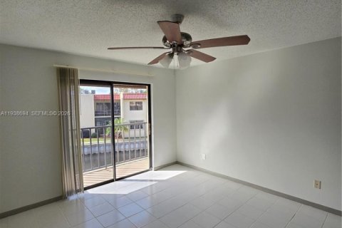 Condo in St. Lucie, Florida, 1 bedroom  № 1998466 - photo 20