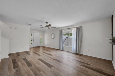 Casa en venta en Fish Hawk, Florida, 4 dormitorios, 190.54 m2 № 1741073 - foto 9