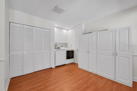 Casa en venta en Fish Hawk, Florida, 4 dormitorios, 190.54 m2 № 1741073 - foto 19