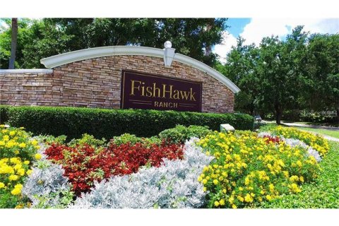 Casa en venta en Fish Hawk, Florida, 4 dormitorios, 190.54 m2 № 1741073 - foto 2