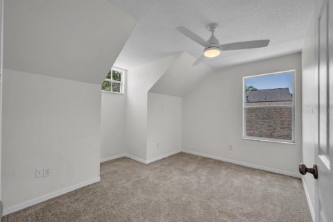 Casa en venta en Fish Hawk, Florida, 4 dormitorios, 190.54 m2 № 1741073 - foto 13