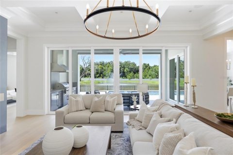 House in Oakland, Florida 5 bedrooms, 411.84 sq.m. № 2216713 - photo 7