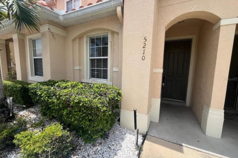 Touwnhouse à vendre à Kissimmee, Floride: 3 chambres, 110.27 m2 № 1894174 - photo 1