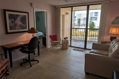 Copropriété à vendre à Port Charlotte, Floride: 1 chambre, 58.9 m2 № 2210629 - photo 9