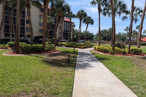 Copropriété à vendre à Port Charlotte, Floride: 1 chambre, 58.9 m2 № 2210629 - photo 20