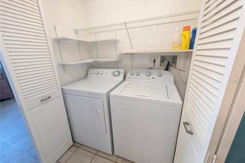 Copropriété à vendre à Port Charlotte, Floride: 1 chambre, 58.9 m2 № 2210629 - photo 15