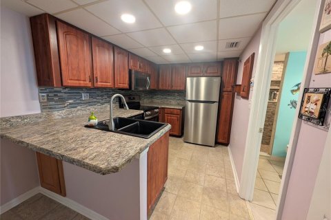 Copropriété à vendre à Port Charlotte, Floride: 1 chambre, 58.9 m2 № 2210629 - photo 18