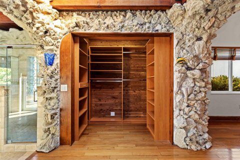 Villa ou maison à louer à Miami, Floride: 3 chambres, 239.78 m2 № 1999716 - photo 11