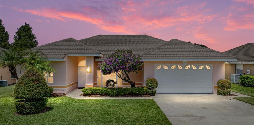 Villa ou maison à Auburndale, Floride 3 chambres, 160.63 m2 № 1849537
