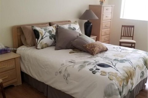 Condominio en venta en Hallandale Beach, Florida, 1 dormitorio, 72.93 m2 № 1980045 - foto 8