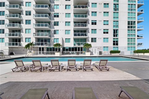 Купить кондоминиум в Майами, Флорида 2 спальни, 79.62м2, № 2019067 - фото 19