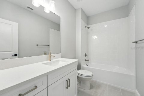 Casa en venta en Orlando, Florida, 4 dormitorios, 249.44 m2 № 1614086 - foto 21