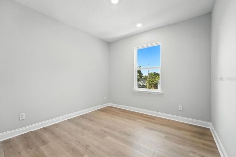 Casa en venta en Orlando, Florida, 4 dormitorios, 249.44 m2 № 1614086 - foto 20